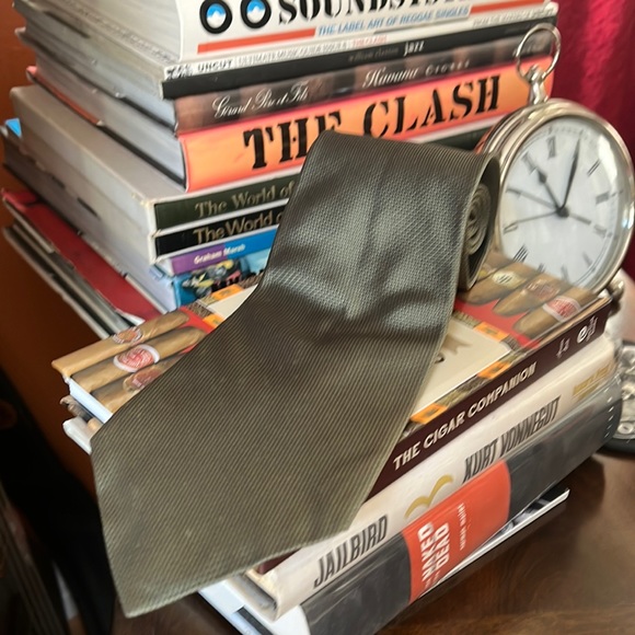 Perry Ellis green tie - Picture 1 of 2